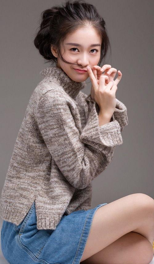 爆料娱乐圈肖战杨紫,肖战杨紫疑因合作结缘，关系升温引关注